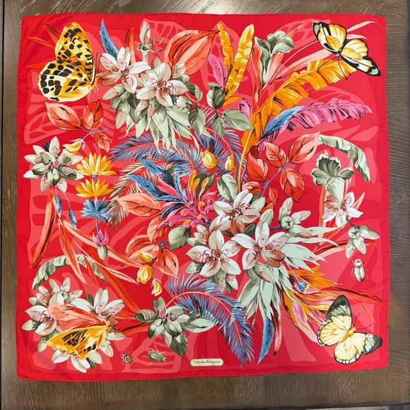 Authentic Salvatore Ferragamo Red and Cream Butterfly Silk Scarf - Picture 7 of 8